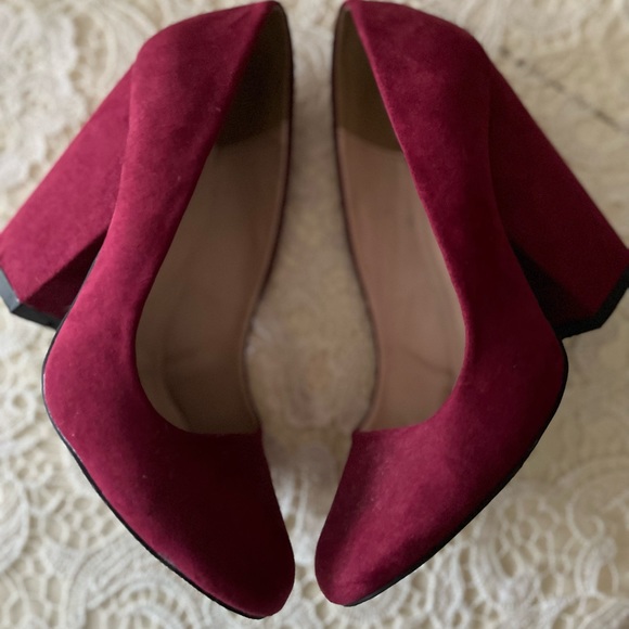 Berry Colored Block Heels | Size 7.5 - Picture 6 of 7